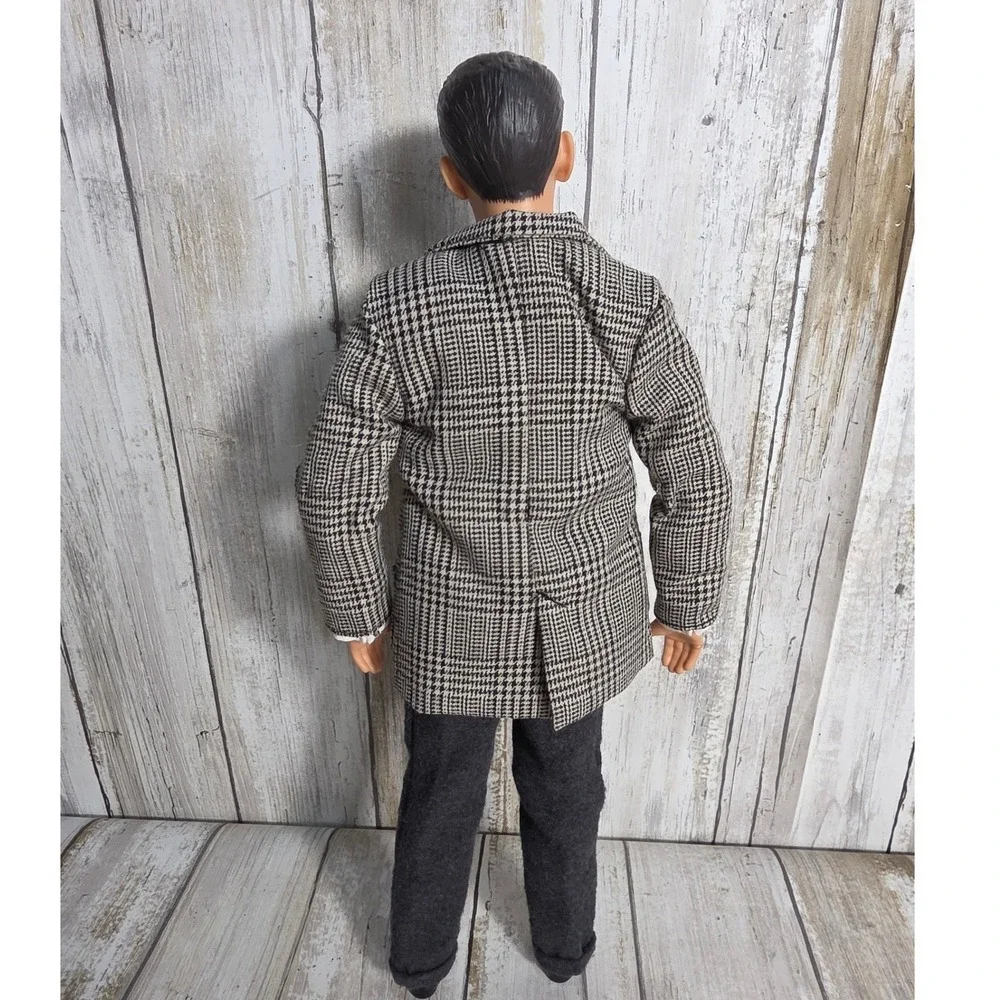 1999 Mattel Frank Sinatra Barbie Collector Edition Doll Houndstooth Blazer 12 '